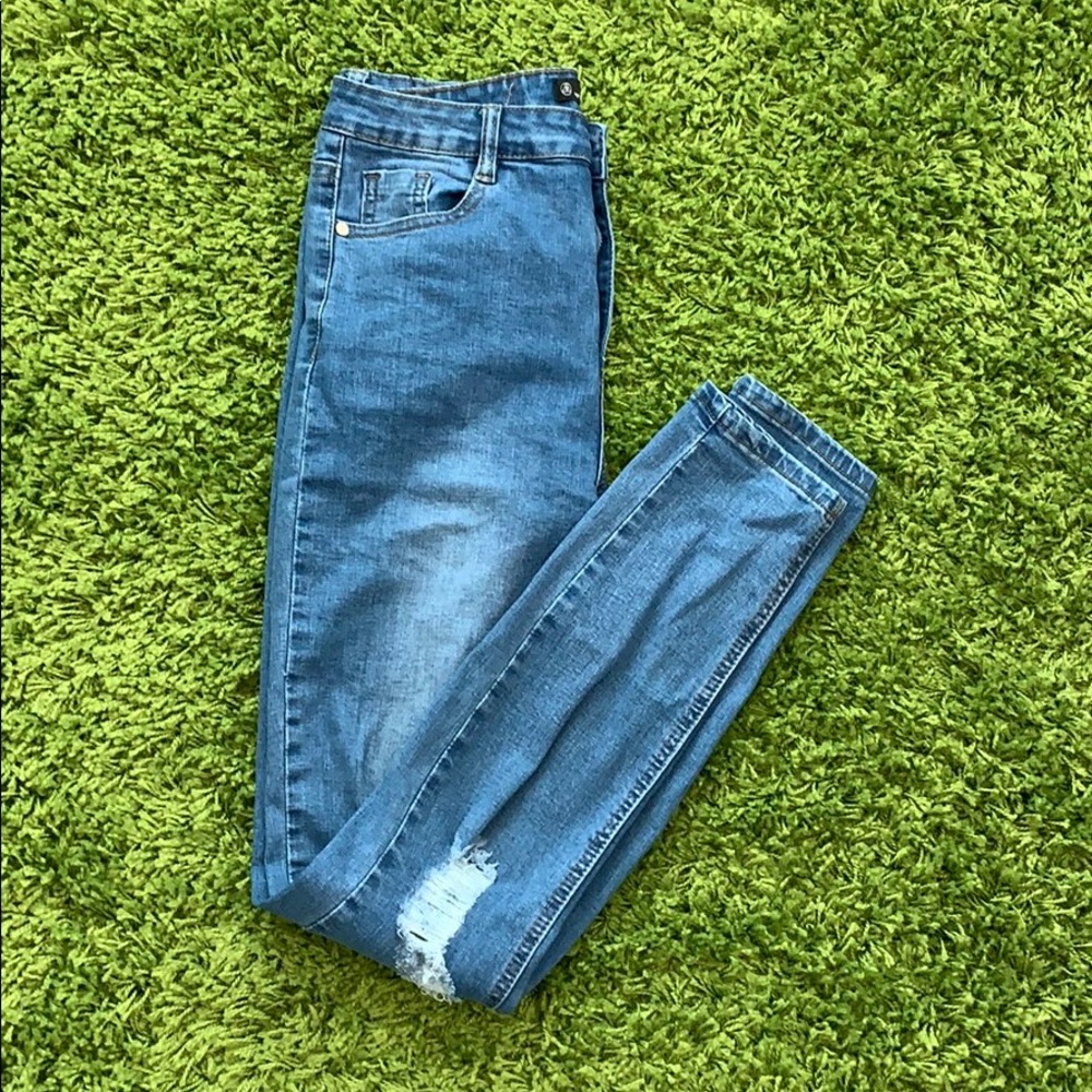 Missguided Distressed High Waist Skinny Jeans